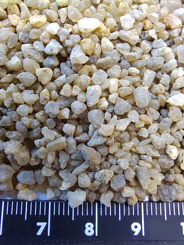 Кварцевый песок для водоподготовки фр. 1,6-3 мм.  купить в Балашихе фото Камень Клуб