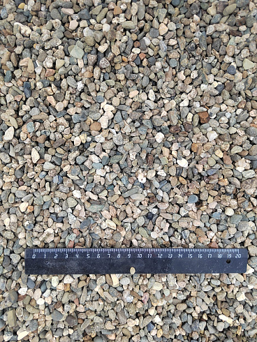 Kamenclub.ru: Галька речная окат (серая) фр.5-10 мм купить  в Балашихе галька речная серая, серый, темно-серый, светло-серый, коричневый речная окатанная галька декоративная ландшатфная 5000 руб/т   фото КАМЕНЬ КЛУБ