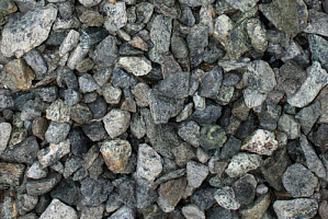 Kamenclub.ru: Щебень крошка зеленый (змеевик) фр. 20-40 мм.  купить в Балашихе мрамор зеленый, салатовый ландшафтная мраморная крошка 8500 руб/т   фото КАМЕНЬ КЛУБ