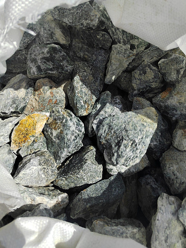 фото Галтованный жадеит (фр. 70-100 мм)  купить в Балашихе в интернет-портале КАМЕНЬ КЛУБ