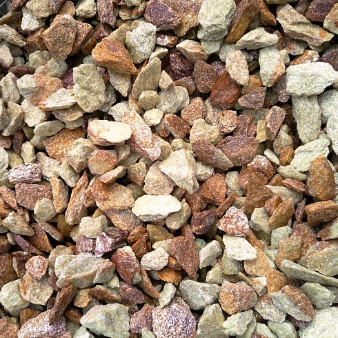 Kamenclub.ru: Щебень крошка желтый (ЗЛАТОЛИТ) фр. 5-10 мм.  купить в Балашихе мрамор золотистый, бежевый, желтый каменная ландшафтная декоративная крошка здатолита 8500 руб/т   фото КАМЕНЬ КЛУБ