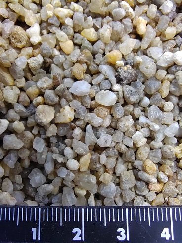 Кварцевый песок для площадок фр. 2-5 мм.  купить в Балашихе фото Камень Клуб