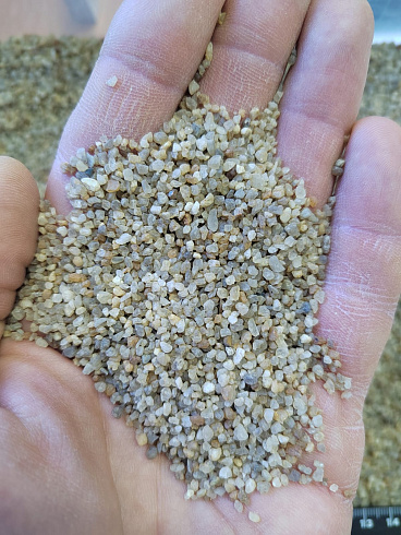 Кварцевый песок сухой фракцинированный фр. 1,2-2,5 мм.  купить в Балашихе фото Камень Клуб