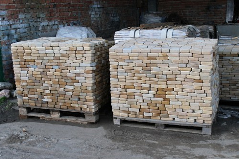 Kamenclub.ru: Песчаник брусчатка (Готика) art PSG-L-01  купить в Балашихе    2300 руб/кв.м   фото КАМЕНЬ КЛУБ