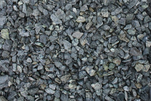 Kamenclub.ru: Щебень крошка зеленый (змеевик) фр. 10-20 мм.  купить в Балашихе змеевик зеленый, салатовый декоративная ландшафтная каменная крошка щебня 7 200 руб/т   фото КАМЕНЬ КЛУБ