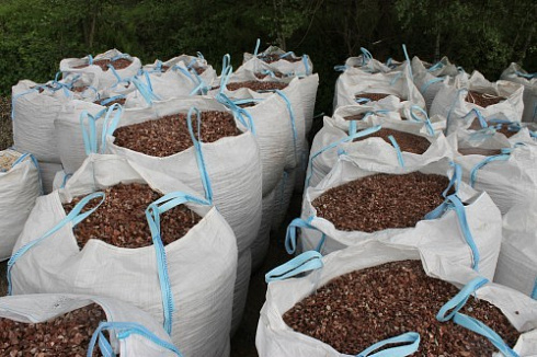 Kamenclub.ru: Мраморная крошка (щебень крошка розовый) фр. 20-40 мм.  купить в Балашихе мрамор розовый, красный мраморная крошка декоративная 11000 руб/т   фото КАМЕНЬ КЛУБ