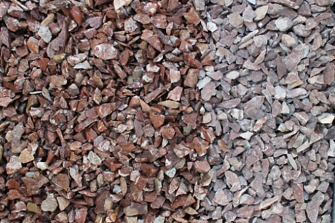 Kamenclub.ru: Мраморная крошка (щебень крошка розовый) фр. 10-20 мм.  купить в Балашихе мрамор розовый, красный каменная декоративная крошка ландшафтная 11000 руб/т   фото КАМЕНЬ КЛУБ