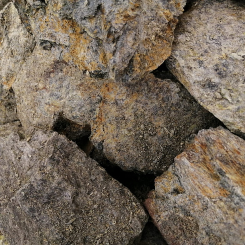 фото Змеевик салатовый  (фр. 70-100 мм)  купить в Балашихе в интернет-портале КАМЕНЬ КЛУБ