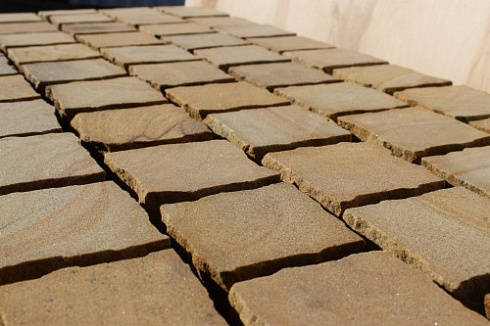 Kamenclub.ru: Песчаник брусчатка (Прага) art PSG-10-07  купить в Балашихе    2600 руб/кв.м   фото КАМЕНЬ КЛУБ