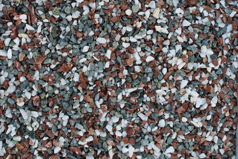 Kamenclub.ru: Мраморная крошка (щебень крошка микс: белый-розовый) фр. 10-20 мм.  купить в Балашихе мрамор белый, розовый каменный декоративный ландшафтный щебень 12000 руб/т   фото КАМЕНЬ КЛУБ