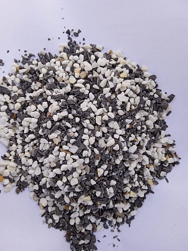 Kamenclub.ru: Мраморная крошка (щебень крошка микс: белый-зеленый-розовый) фр. 3-5 мм.  купить в Балашихе мрамор белый, зеленый, розовый мраморная декоративная крошка каменная 12000 руб/т   фото КАМЕНЬ КЛУБ